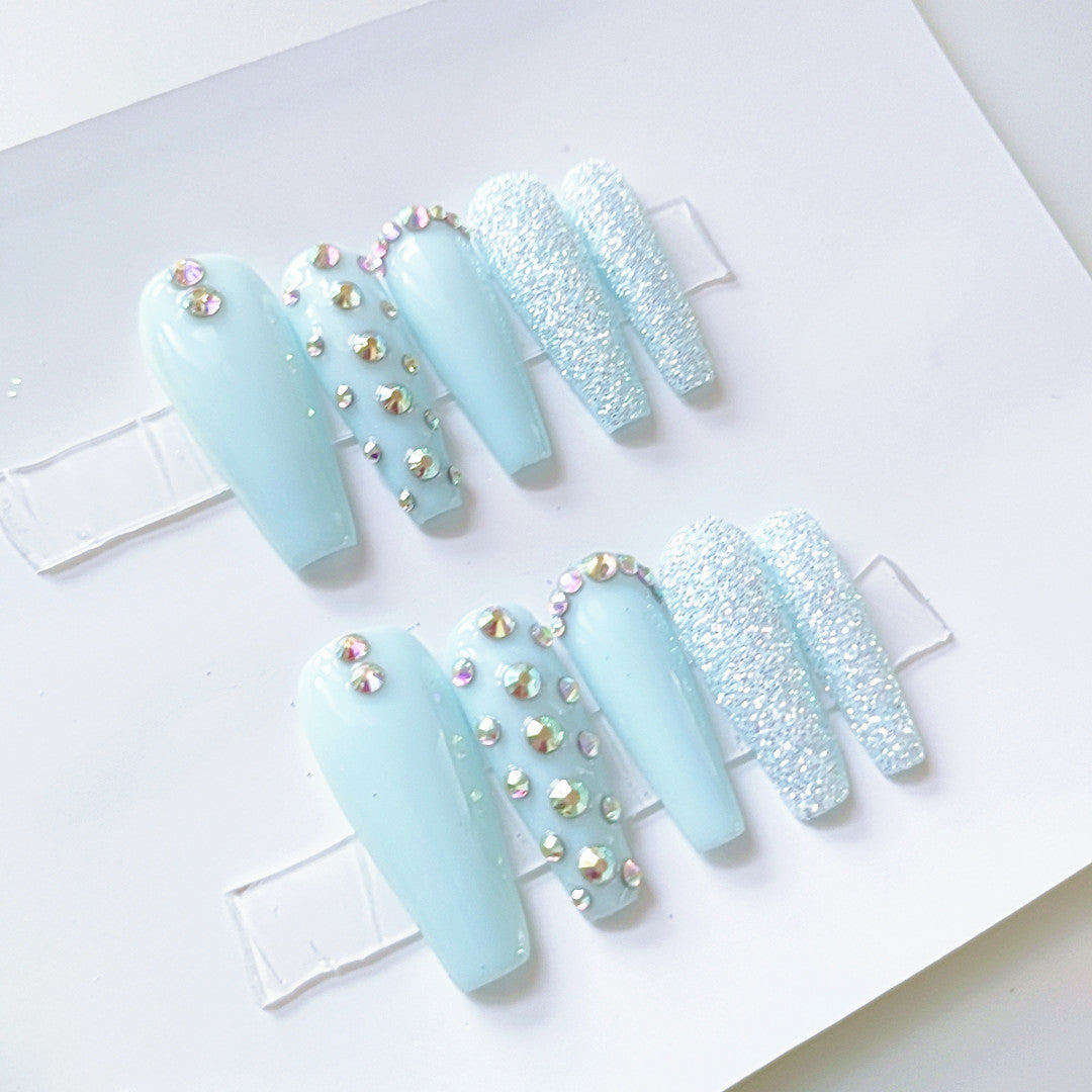 HML13 Ice crystal blue pearl spots HANDMADE NAIL