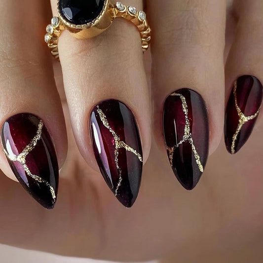 S41 WINE RED GOLD STRIPE SHORT NAIL