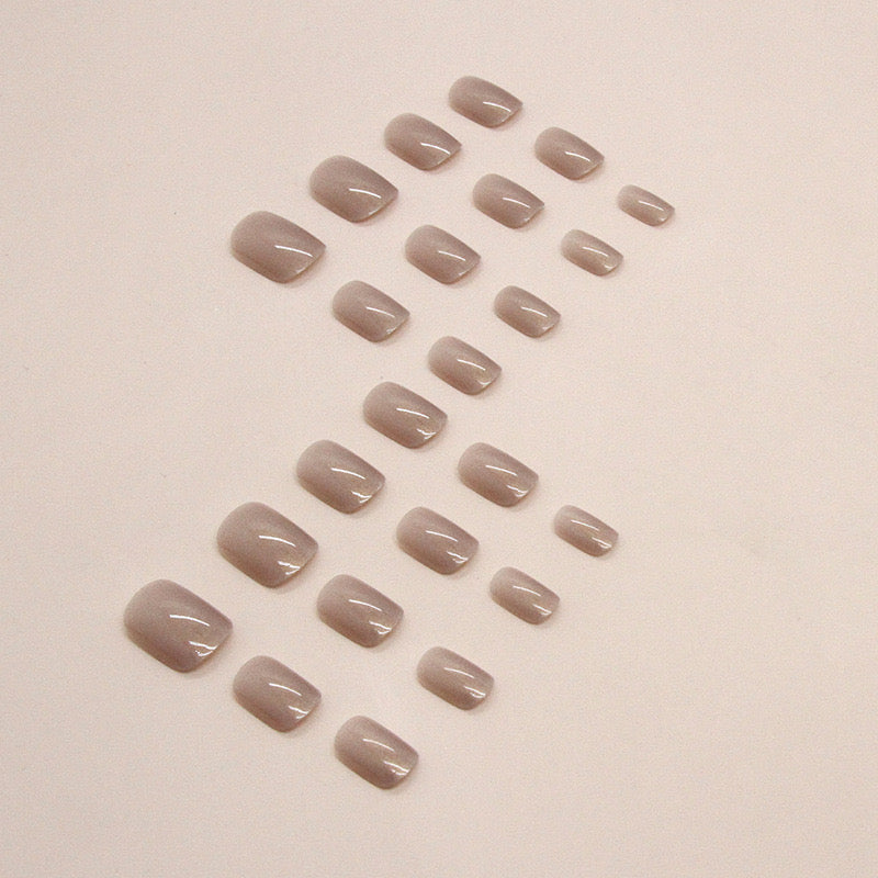 S43 ALMOND SHORT NAIL